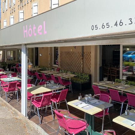Hotel Les Tilleuls De Pareloup A Salles-Curan Exteriör bild